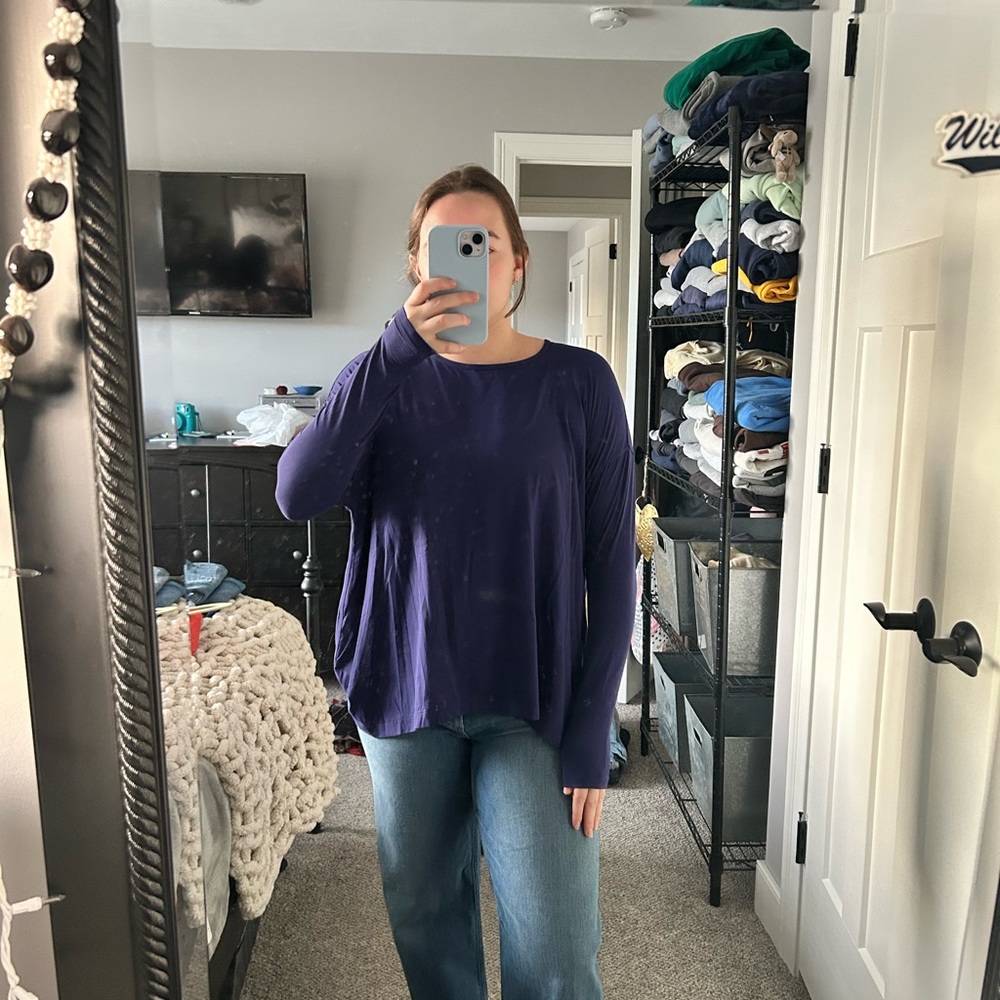 LULULEMON long sleeve blue/purple. Barely worn!